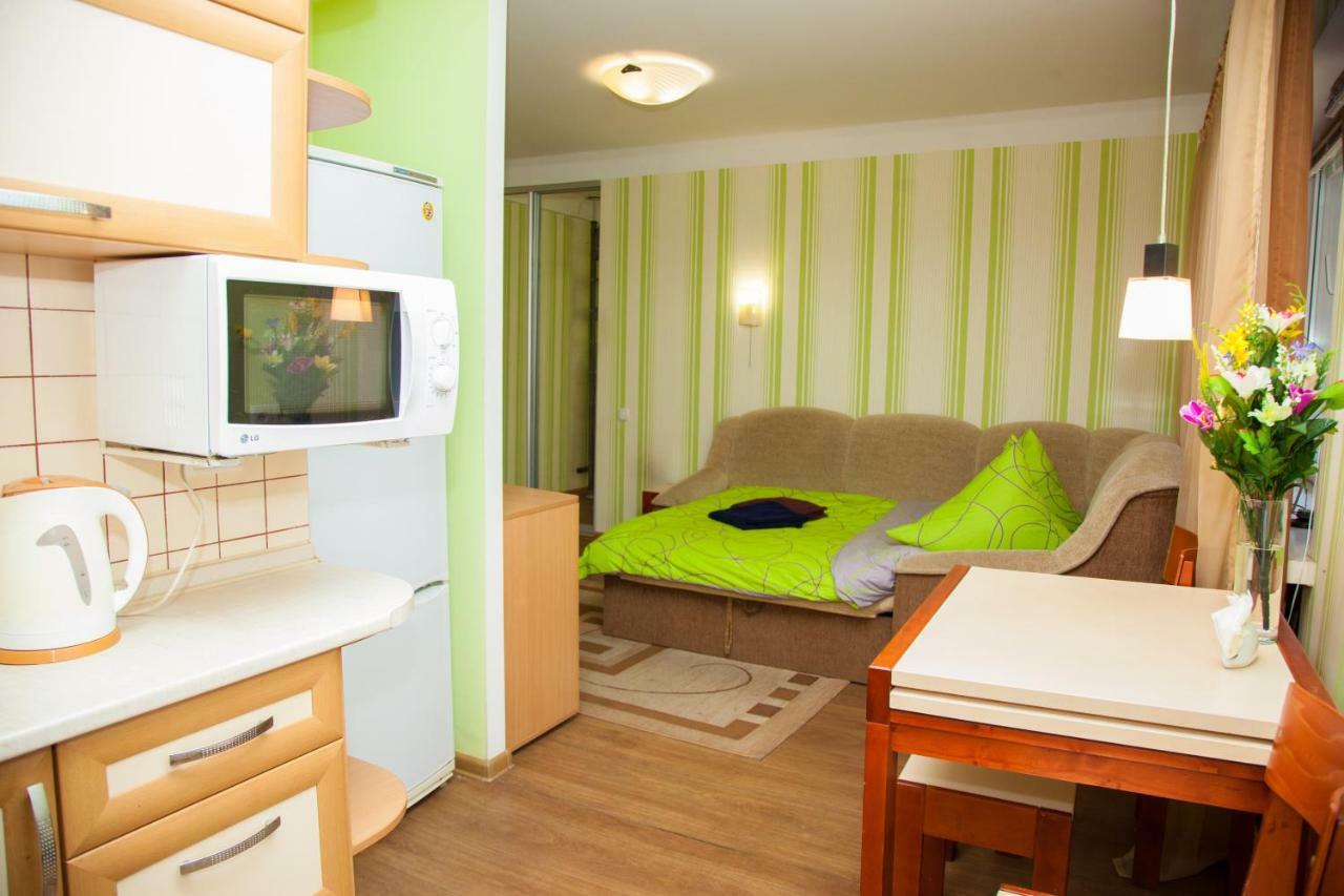 Semi-luxury Apartment on Nezalezhnoi Ukrаiny 65-B near Intourist Hotel Zaporizhia Exterior foto